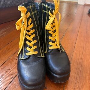 dELiA*s Black and Yellow Ankle Boots